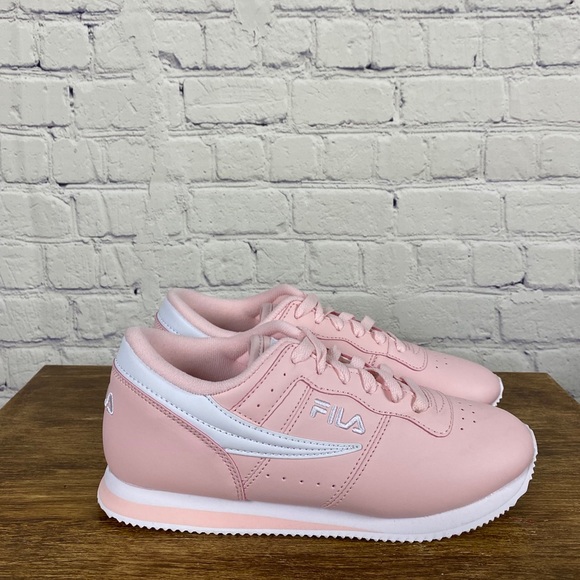 NWT pink leather FILA sneakers - Picture 4 of 14